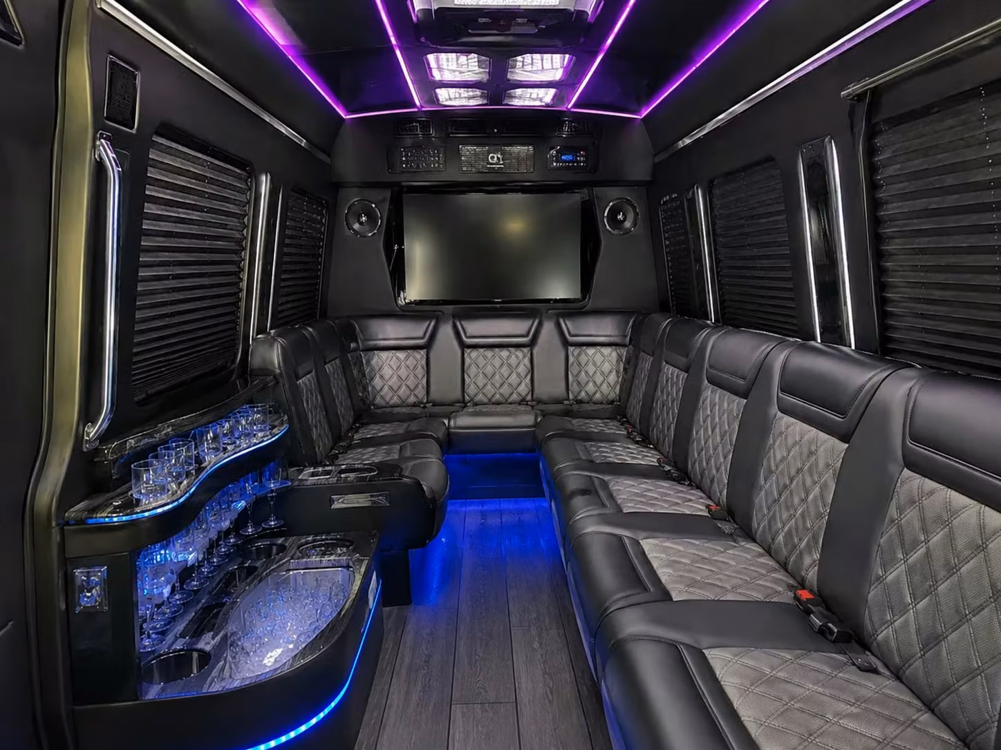 bus rental options for san clemente trips