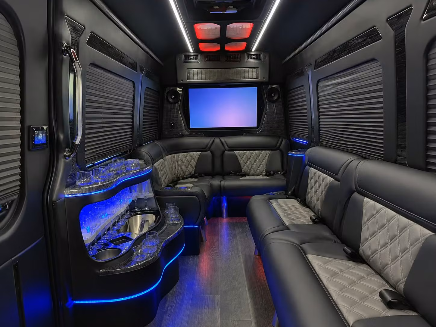 sanclementecharterbuscompany com will help you lock in the best prom bus before san clemente s calendar fills up
